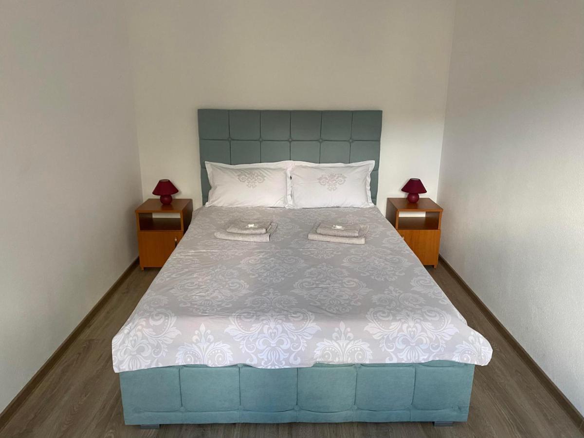Apartament Cristian Lejlighed Orşova Eksteriør billede
